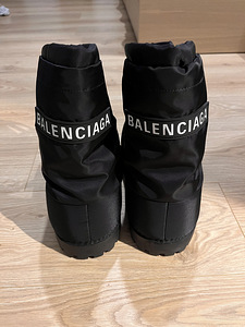 Balenciaga Alaska ботинки (3 фото из 6)
