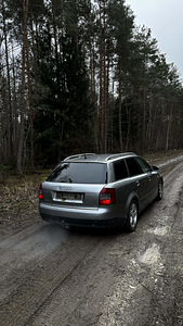 Audi A4 (5 foto / 9)