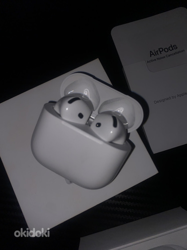 Airpods 4 ANC