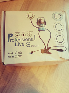 Selfie Ring Light with Cell Phone Holder for Live Stream (2 foto / 8)