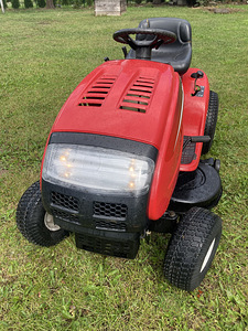 Murutraktor MTD LF125. Väga heas korras! (3 foto / 10)
