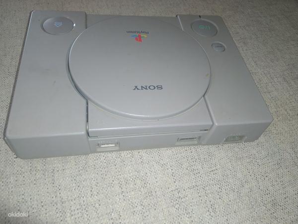 Sony Playstation 1 (фото #4)