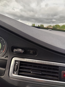 Volvo v70 2.4d 136kw 2007a (9 foto / 9)