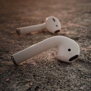 AirPods 2 (2 foto / 2)