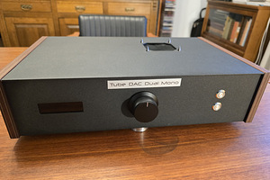 Erik Konka DAC/Preamplifier (1 фото из 5)