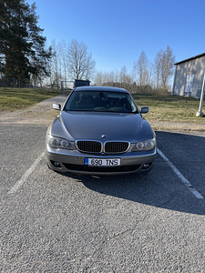 BMW 730 (1 foto / 10)