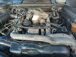 Audi A8 D2 2.5 TDi V6 Quattro (9 foto / 9)