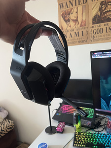 Logitech G733 чёрные (2 фото из 2)