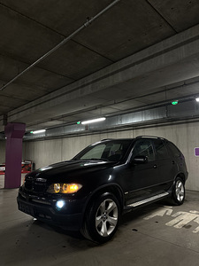 BMW X5 e53 3.0 160kW Facelift Shadowline (9 foto / 15)