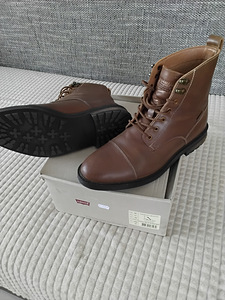 Levis nahksaapad 44 (3 foto / 3)