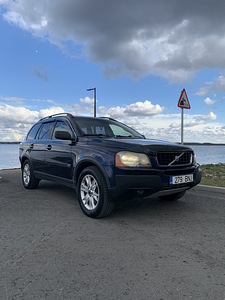 Volvo XC90 (5 foto / 13)