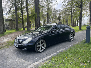 Mercedes-Benz CLS350 (13 foto / 13)