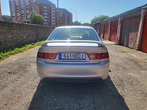 Honda accord (4 foto / 15)