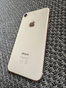 iPhone 8 64gb (1 foto / 3)