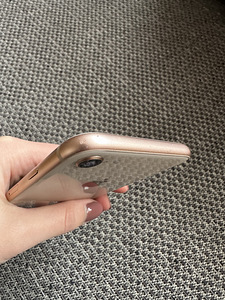iPhone 8 64gb (3 foto / 3)