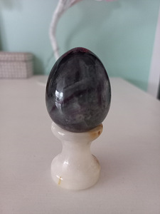 Fluoriit jade-alusel (2 foto / 4)