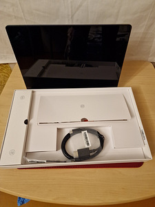 Lenovo Yoga Tab 13 (8 foto / 9)