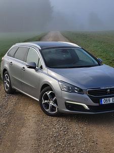 Peugeot 508, 1.6 diisel manual. 5.2l/100km (1 foto / 2)