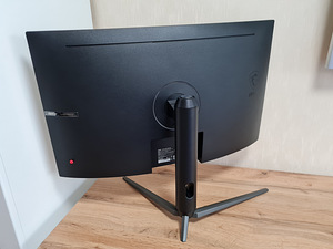 32" MSI Monitor 165Hz 1920x1080 1ms (4 foto / 7)