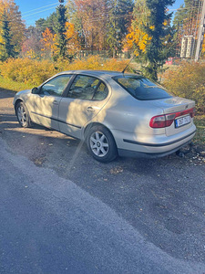 Seat Toledo 1.9 81kw 2004 (3 foto / 6)