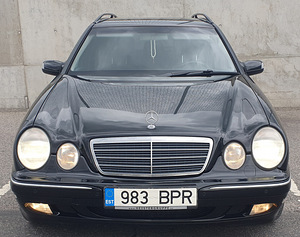 Mercedes-Benz E 320 T 3.2 CDI 145kW автомат (2 фото из 10)