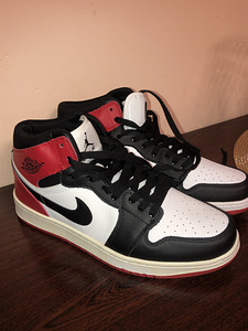 Nike Jordan Mid 1 Air 43 (1 foto / 6)