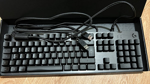 Logitech G512 CARBON (2 foto / 5)