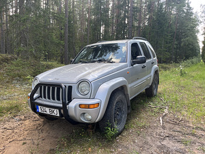 Джип cherokee (3 фото из 3)