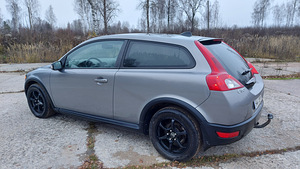 Volvo C30 1.6td (4 foto / 8)