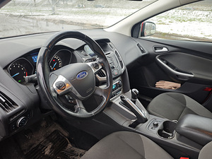 Ford focus (4 foto / 6)