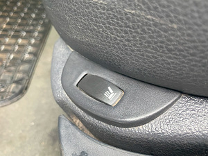 Renault Laguna (7 фото из 7)