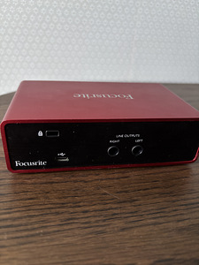 Focusrite Scarlett Solo 3rd gen (2 foto / 3)