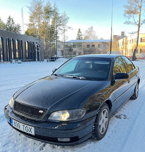 Opel Omega V6 (1 foto / 4)