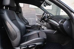 Müüa/ Vahetus BMW e82 123d manual (9 foto / 14)