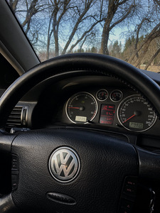Volkswagen passat 1.9TDI (7 foto / 9)