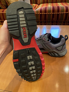 Hallid matka tossud Nike - suurus 47 (4 foto / 5)