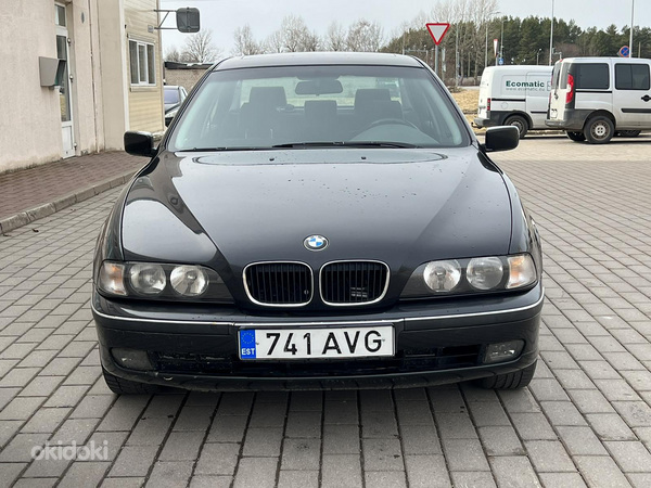 BMW 520I (фото #4)