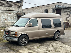 GMC SAVANA 1500 (1 foto / 10)