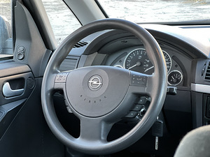 OPEL MERIVA (7 фото из 10)