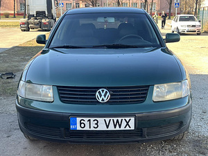 VOLKSWAGEN PASSAT (3 foto / 11)