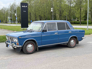 VAZ 2103 (1 foto / 11)