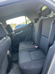 TOYOTA AURIS (11 фото из 11)