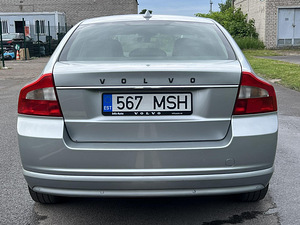 VOLVO S80 (8 foto / 11)