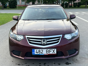 HONDA ACCORD (3 foto / 10)