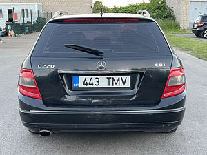 MERCEDES-BENZ C 220 CDI (8 foto / 10)