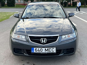HONDA ACCORD TOURER (3 foto / 10)