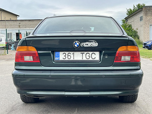 BMW 520I (8 фото из 10)