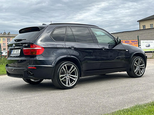 BMW X5 (7 foto / 11)