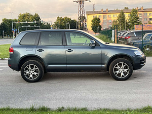 VOLKSWAGEN TOUAREG (5 foto / 11)