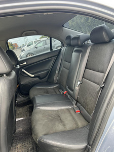 HONDA ACCORD (11 foto / 11)
